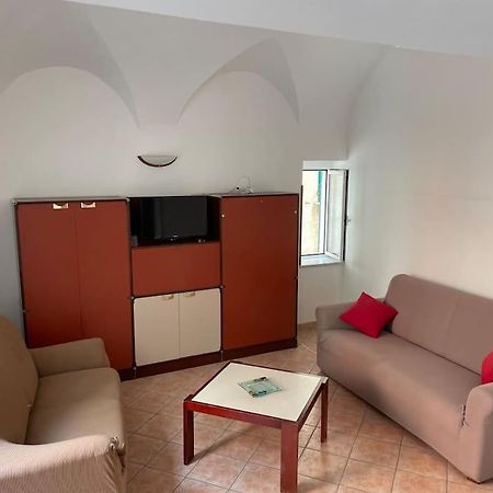 Appartamento A Due Passi Dal Mare Finale Ligure Luaran gambar