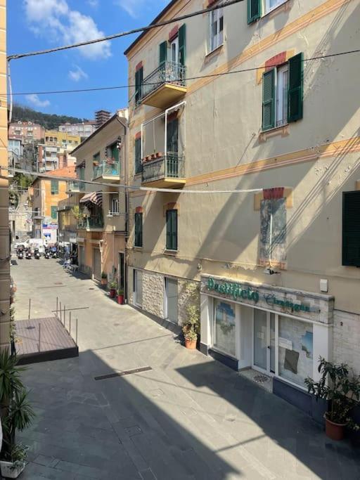 Appartamento A Due Passi Dal Mare Finale Ligure Luaran gambar
